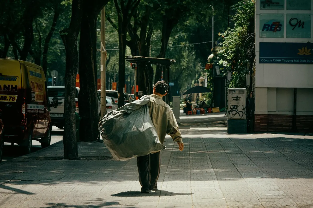 What Walking Alone in a New City Taught Me About Silence